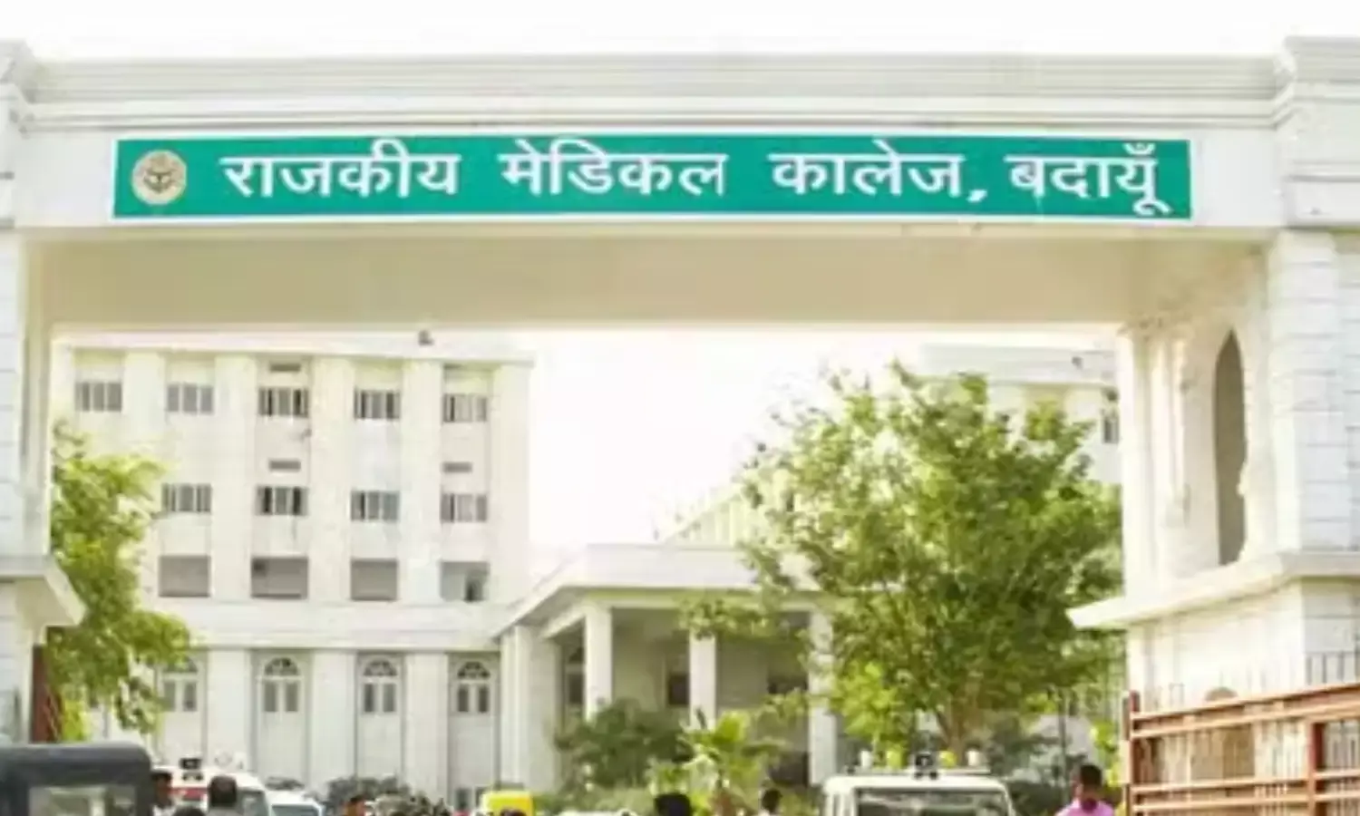 राजकीय मेडिकल कालेज की छत से टीबी के मरीज ने लगाई छलांग, पिता ने अस्पताल प्रशासन पर लगाए आरोप