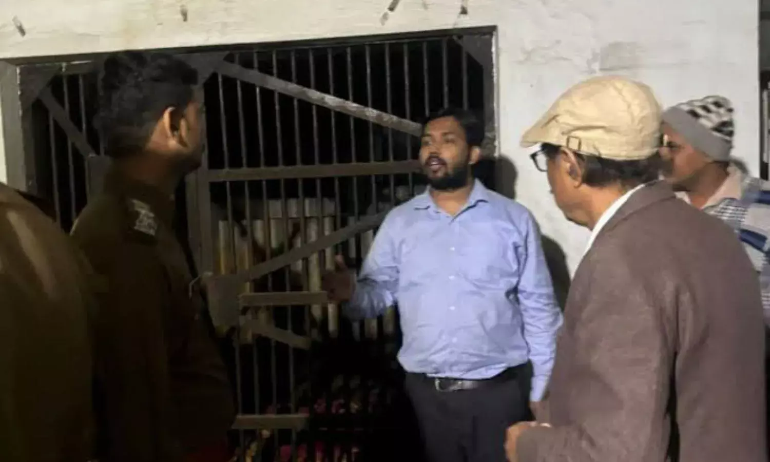 BPSC छात्रों के सपोर्ट में उतरे खान सर, पुलिस ने हिरासत में लिया फिर छोड़ा, जाने मामला