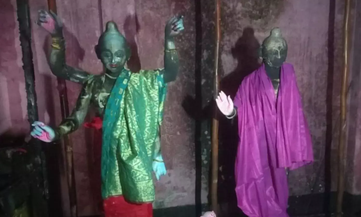 बांग्लादेश में इस्कॉन मंदिर पर फिर लगाई गई आग, मूर्तियां और सामान जलकर खाक