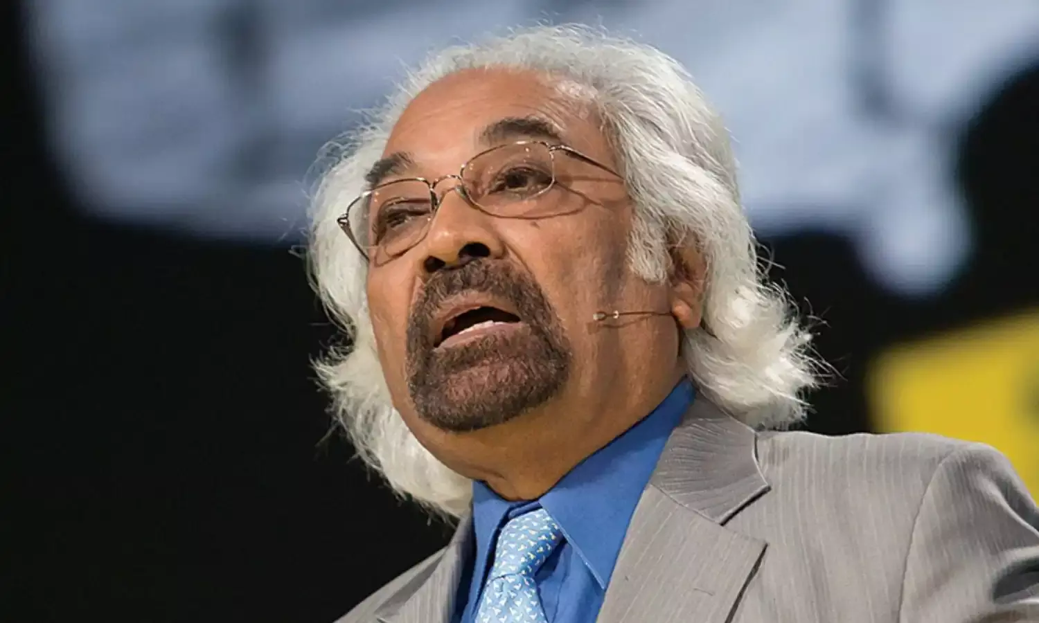 सैम पित्रोदा का मोबाइल और लैपटॉप हैक, हैकर्स ने मांगे हजारों डॉलर की क्रिप्टोकरेंसी