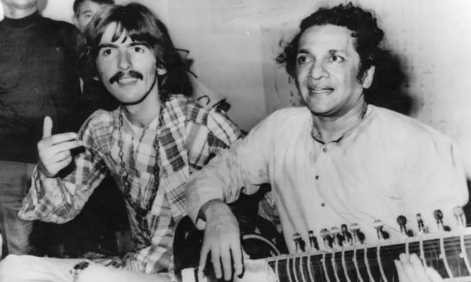 हाथ में पत्थर उठाने से पहले 1971 में भारत के योगदानों का स्मरण करें बांग्लादेश की मौजूदा पीढ़ी?