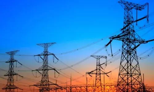 बिजली कंपनी तृतीय और चतृर्थ श्रेणी के पदों पर भर्ती के लिए वसूल रही 1200 रुपए परीक्षा शुल्क…