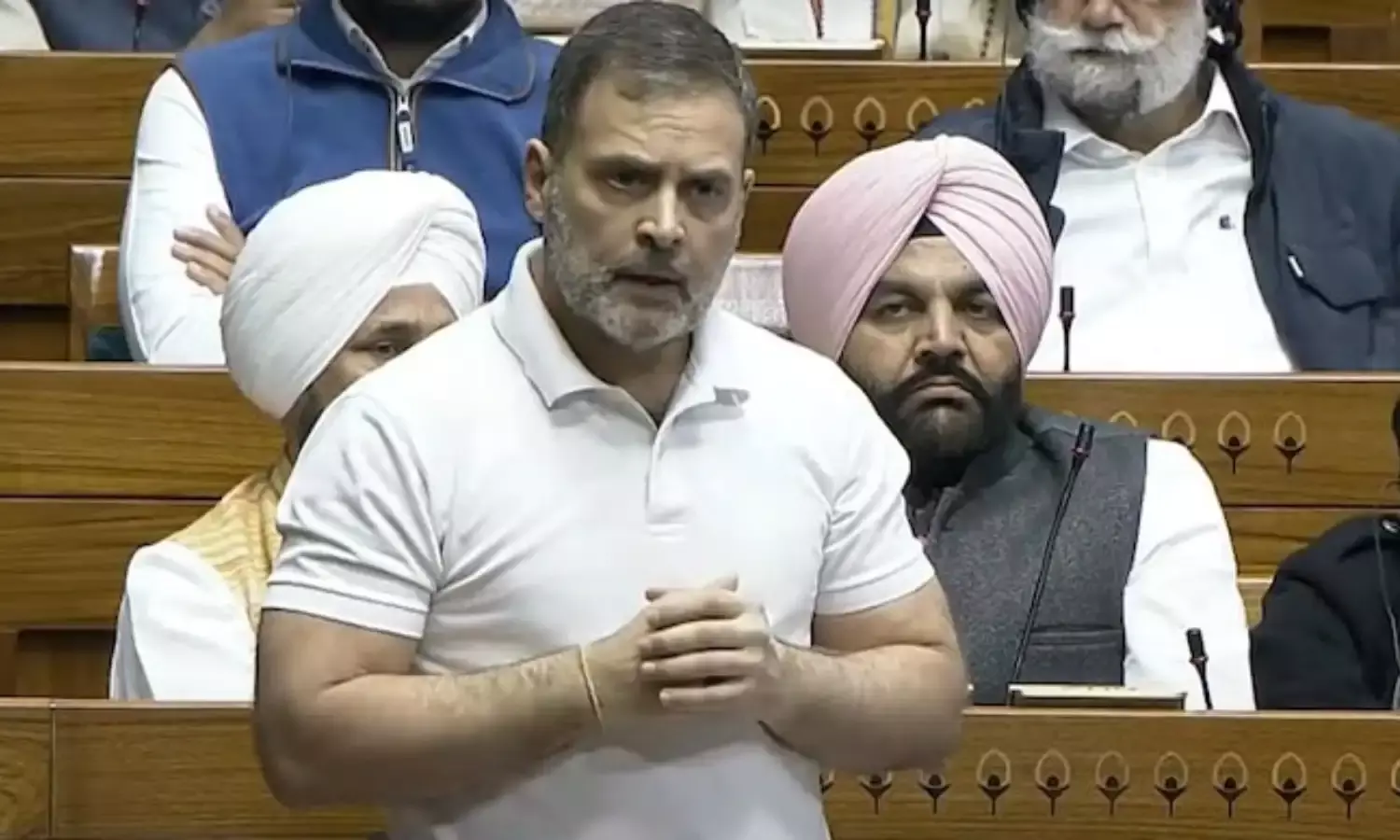 संसद में एक बार फिर राहुल गांधी अपने इस बेतुके बयान की वजह से हुए ट्रोल…