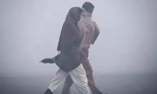 इस वीकेंड घर से बाहर निकलना होगा भारी, MP, यूपी - बिहार से लेकर दिल्ली तक ठंड का कहर का जारी