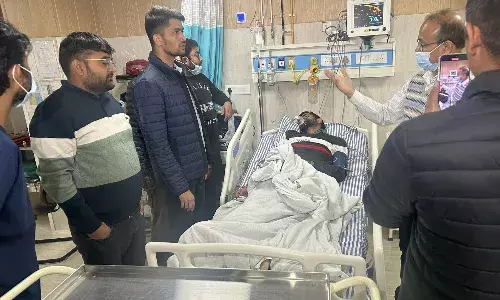 10 छात्रों के बेहोश होने के बाद उत्कर्ष कोचिंग की बिल्डिंग सील, सुरक्षा नियमों की अनदेखी का आरोप...