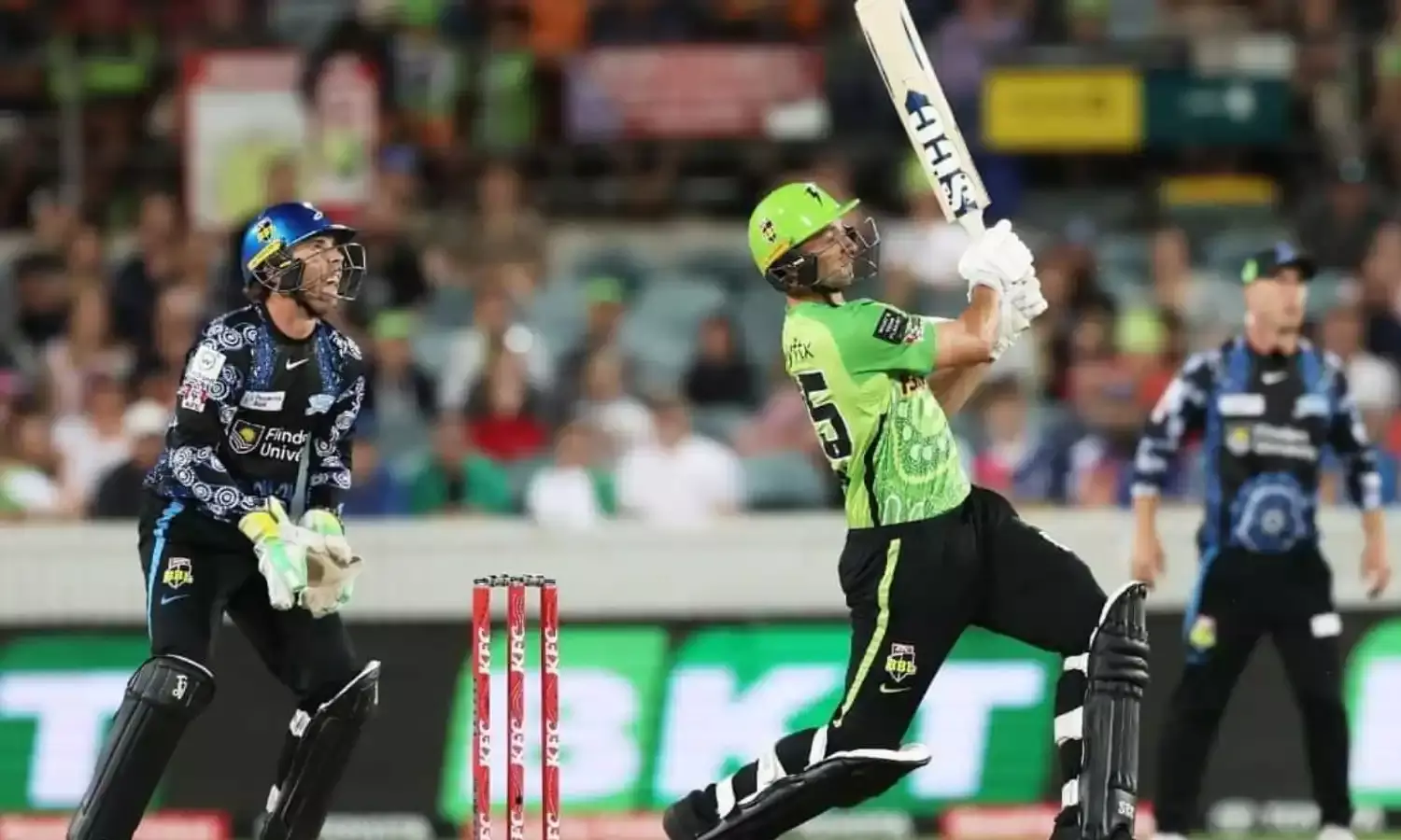 12 गेंदों पर 34 रन का चैलेंज, बल्लेबाज ने एक ही ओवर में किया कमाल, मैच पलटने वाला धमाकेदार फिनिश 12 गेंदों पर 34 रन का चैलेंज, बल्लेबाज ने एक ही ओवर में किया कमाल, मैच पलटने वाला धमाकेदार फिनिश