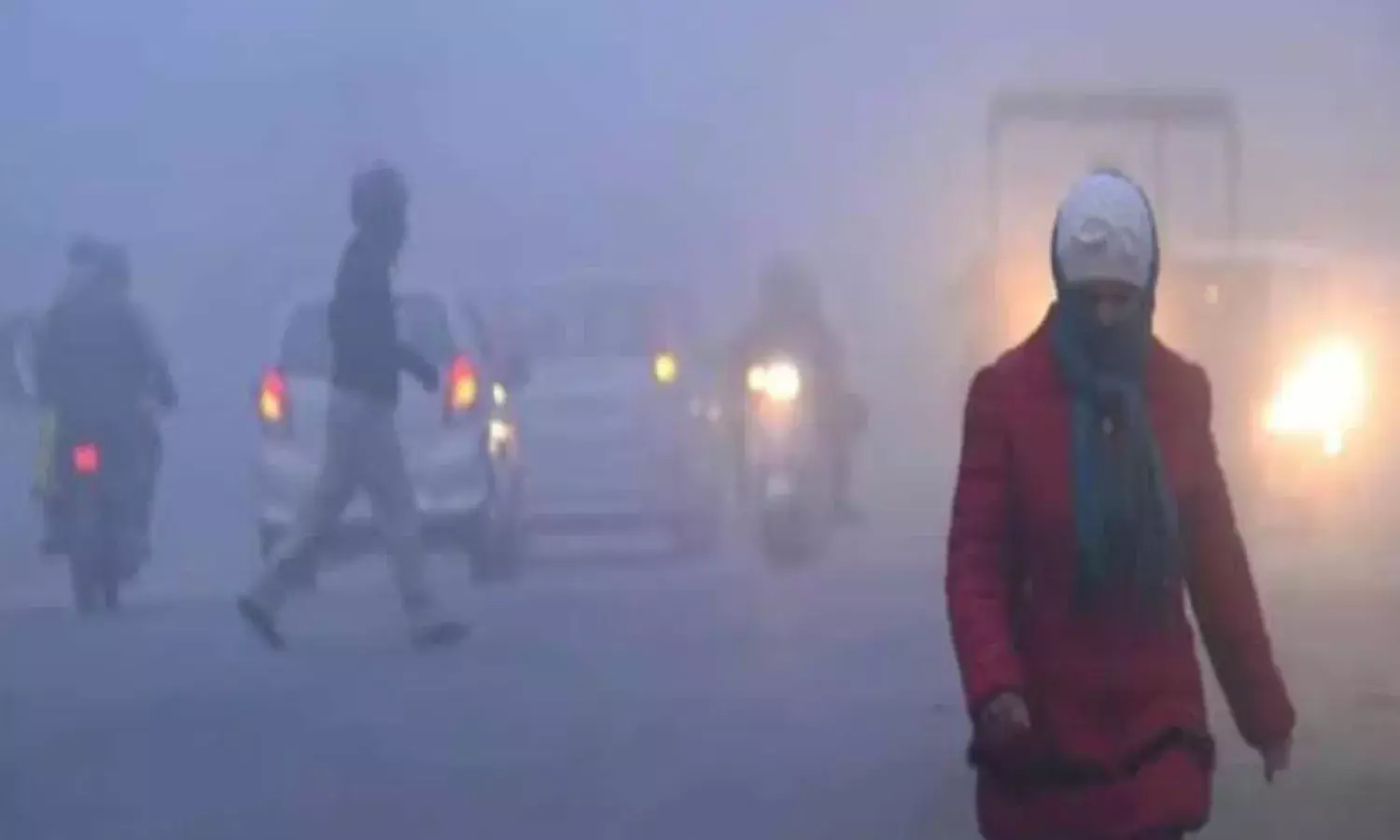 दिल्ली से लेकर यूपी - बिहार तक कोहरे का अलर्ट, अभी ठंड से राहत के नहीं हैं कोई आसार