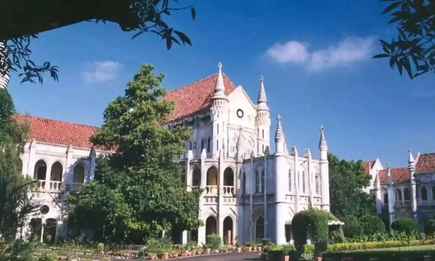 नियमों में संशोधन के बिना कोई नियुक्ति नहीं, 6 हजार पद हैं खाली नियमों में संशोधन के बिना कोई नियुक्ति नहीं, 6 हजार पद हैं खाली