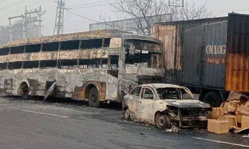 जयपुर-अजमेर हाईवे पर लगी भीषण आग में अब तक 11 लोगों की मौत