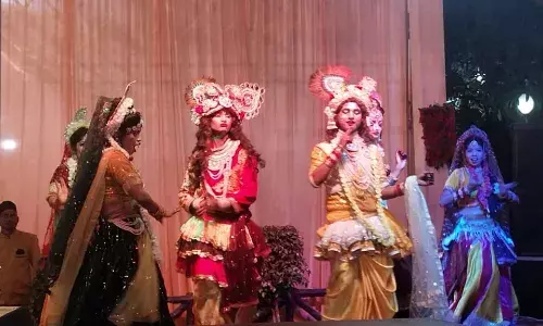 “सनातन आराध्यों के स्वरूपों को नचाकर उनका अपमान क्यों कर रहे हैं?”