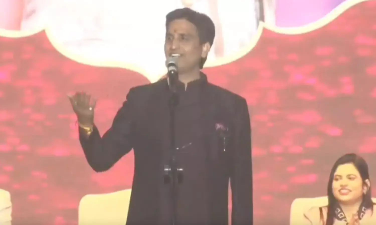 बच्चों को पढ़ाओ...नहीं तो घर का नाम रामायण और श्रीलक्ष्मी कोई और उठाकर ले जाए