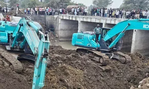 Big accident in Budhni