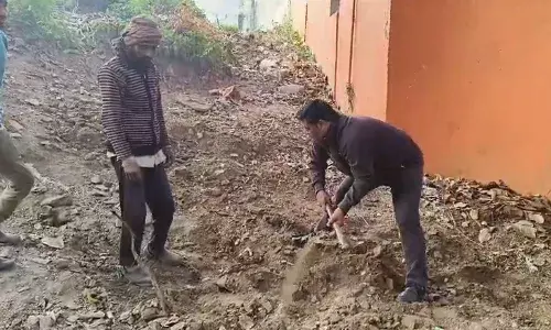 संभल में मृत्यु कूप की खुदाई शुरू