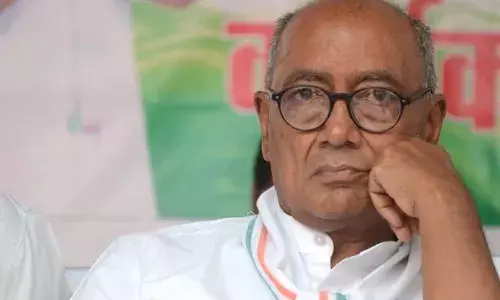 दिग्विजय सिंह पर वकील संजय श्रीवास्तव का पलटवार, मानहानि का नोटिस भेजा