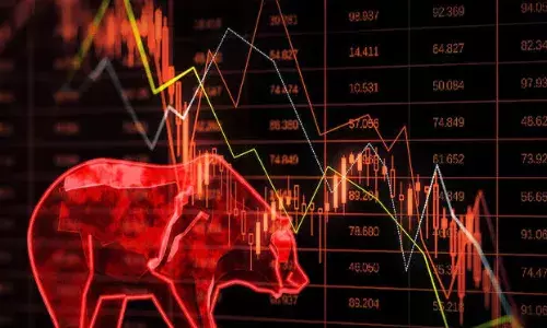 शेयर बाजार में भारी गिरावट, सेंसेक्स करीब 500 अंक टूटा, निफ्टी 24,100 के नीचे शेयर बाजार में भारी गिरावट, सेंसेक्स करीब 500 अंक टूटा, निफ्टी 24,100 के नीचे