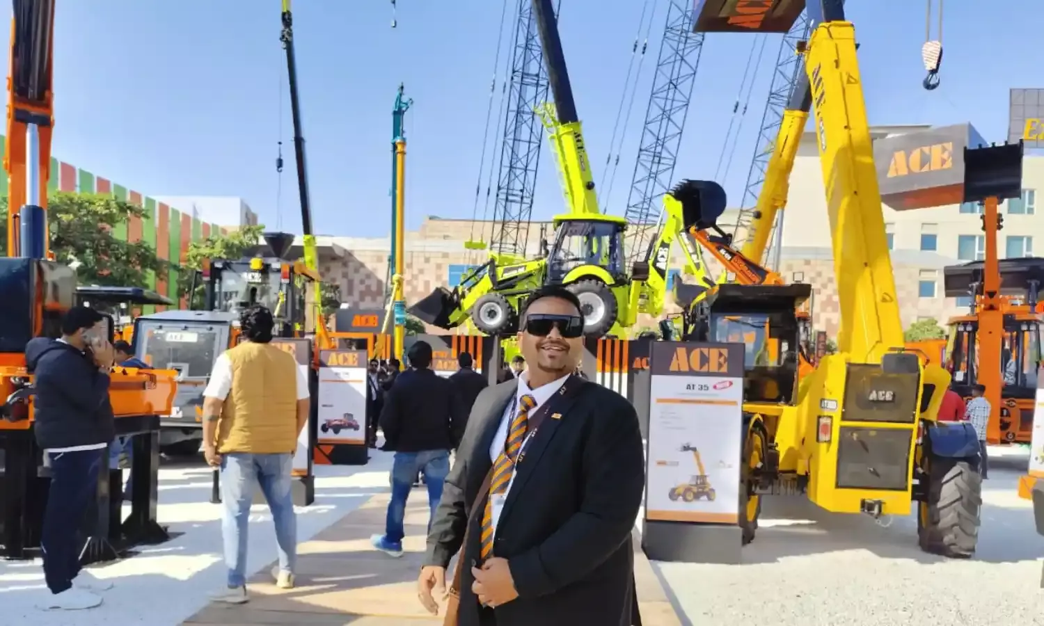 ढांचागत योजनाओं की वजह से बढ़ रहा है क्रेन का बाज़ार ढांचागत योजनाओं की वजह से बढ़ रहा है क्रेन का बाज़ार