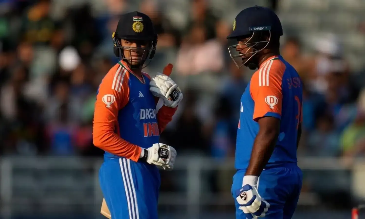 49 चौके-छक्कों के साथ इन बल्लेबाजों ने बनाई नई रिकॉर्ड ओपनिंग साझेदारी