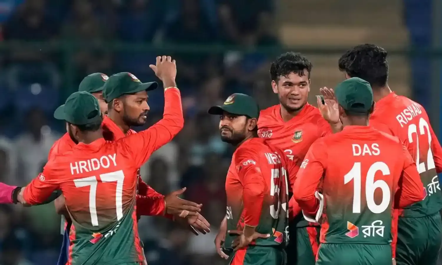 गेंदबाज या तूफान? 4 ओवर में 7 विकेट लेकर बने अनोखे रिकॉर्ड के मालिक