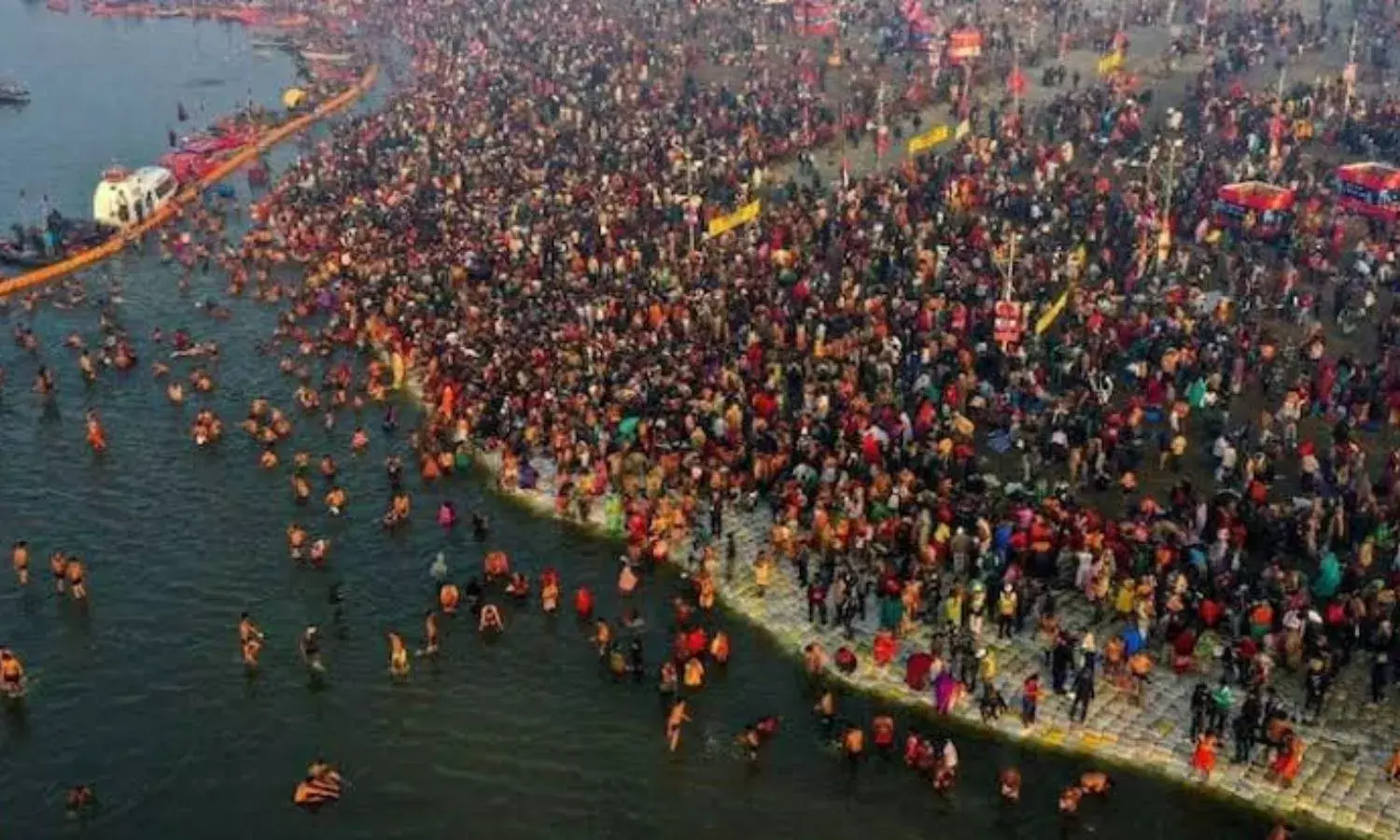 महाकुंभ में जाने से पहले कर लें ये तैयारी, इन चीजों को रखें साथ