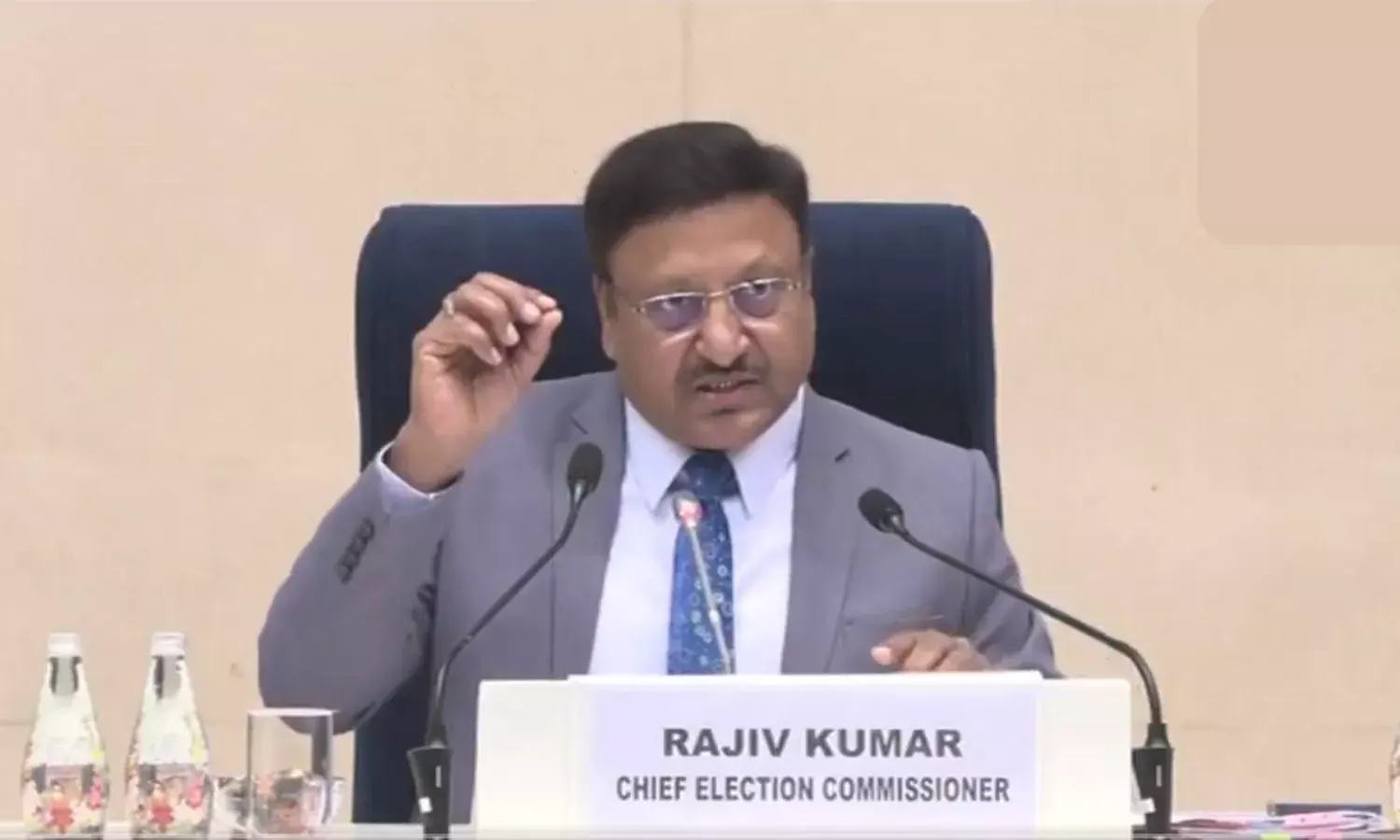 दिल्ली में 5 फरवरी को होगी वोटिंग,  8 फरवरी को आएगा रिजल्ट