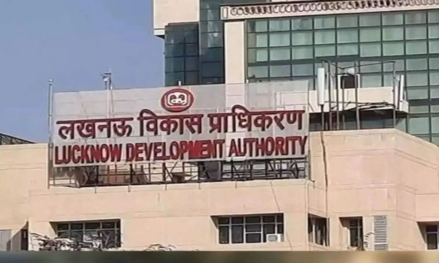 UP हाई कोर्ट की सख्ती के बाद LDA के 26 इंजीनियरों पर होगी FIR, इनमें से 23 हो चुके रिटायर