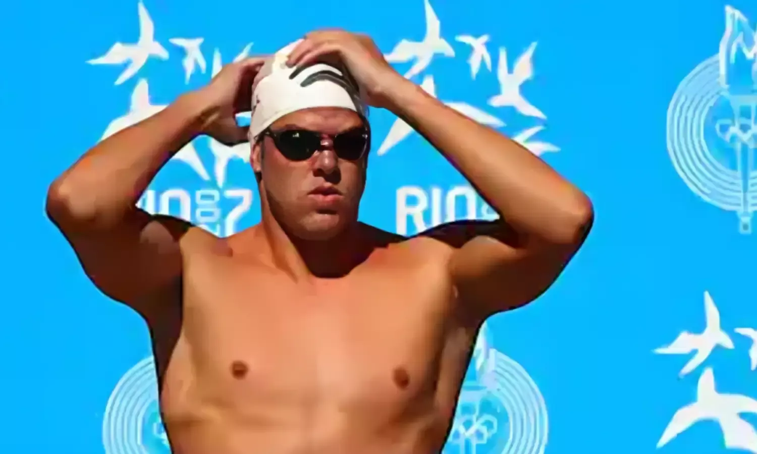 अमेरिकी तैराक के 10 ओलंपिक पदक आग में खाक, जानें पूरी घटना