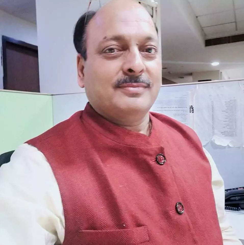 राज्य सूचना आयुक्त वीरेंद्र सिंह वत्स