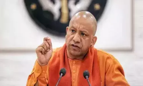 प्रधानमंत्री मोदी ने एक घंटे में दो बार की सीएम योगी से बात, मुख्यमंत्री ने जनता से की यह अपील