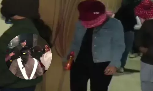 ग्वालियर स्पा सेंटर रेड