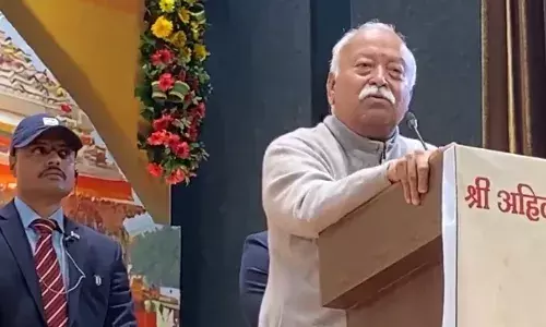 RSS प्रमुख मोहन भागवत ने बताया आखिर क्यों शुरू किया मंदिर आंदोलन, कहा - गरीबी हटाओ के नारे से कुछ हुआ क्या?