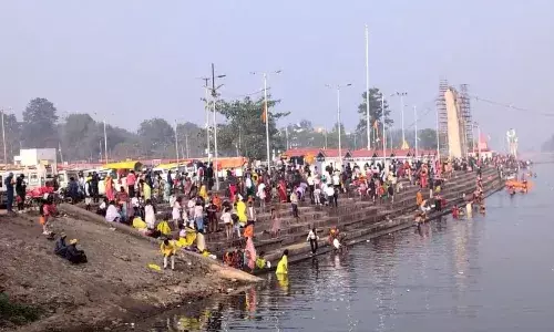 मकर संक्रांति पर भेड़ाघाट समेत ओंकारेश्वर में श्रद्धालुओं की भीड़, ब्रह्म मुहूर्त में लगाई आस्था की डुबकी
