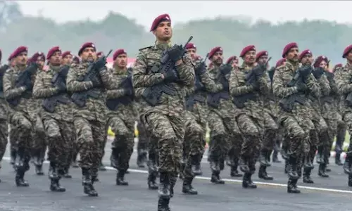 पुणे में मनाया जा रहा थल सेना दिवस, जानिए क्या है इसका इतिहास, दिल्ली के बाहर कैसे शुरू हुई परेड?
