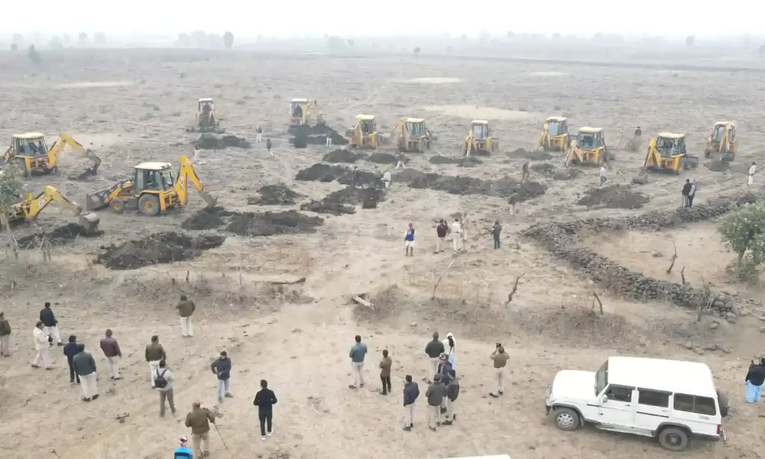 प्रशासन ने दिखाया कड़ा रुख