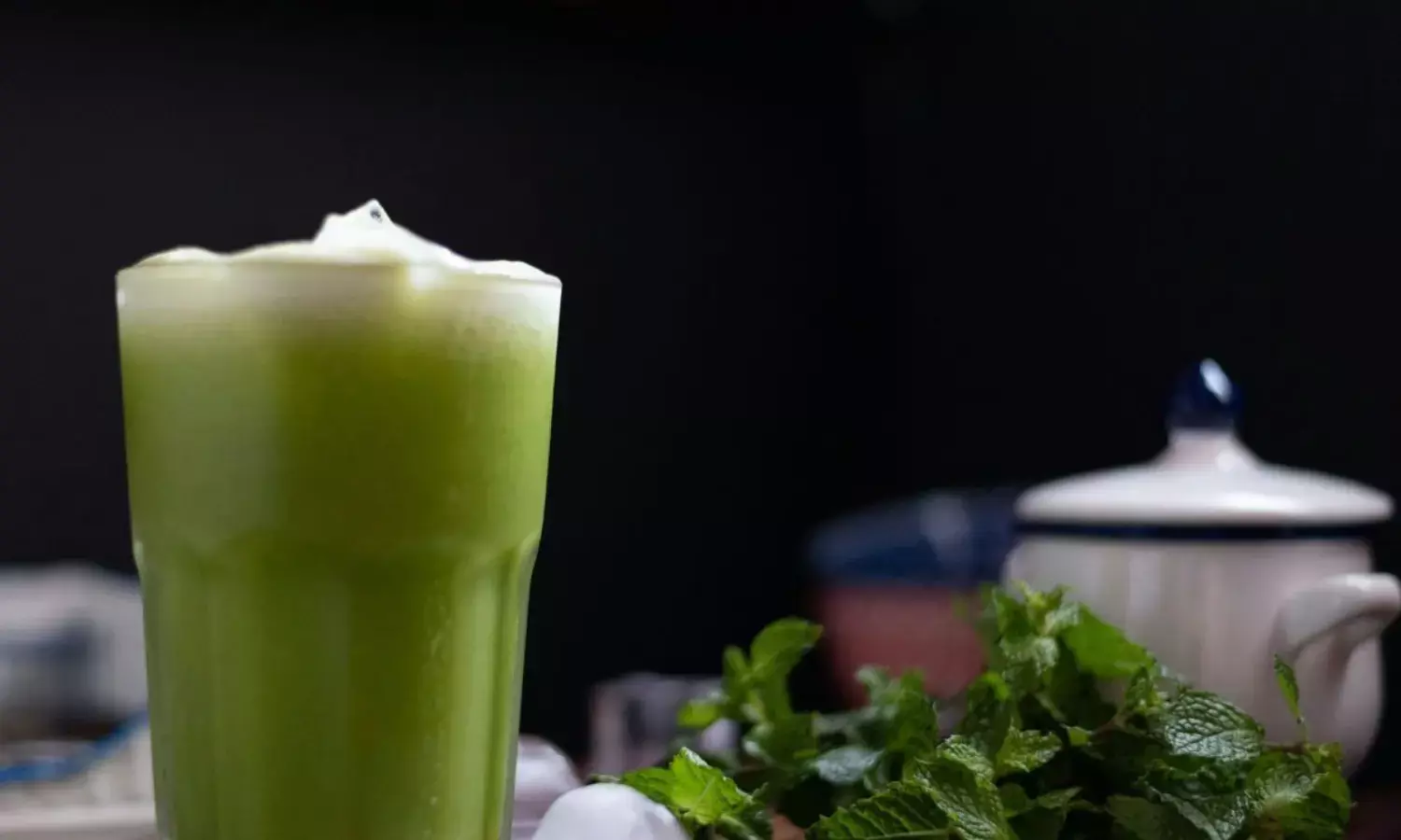 ऐलोवेरा जूस सर्दियों में रोज पीना फायदेमंद है या नहीं? जानें पूरी डिटेल्स ऐलोवेरा जूस सर्दियों में रोज पीना फायदेमंद है या नहीं? जानें पूरी डिटेल्स