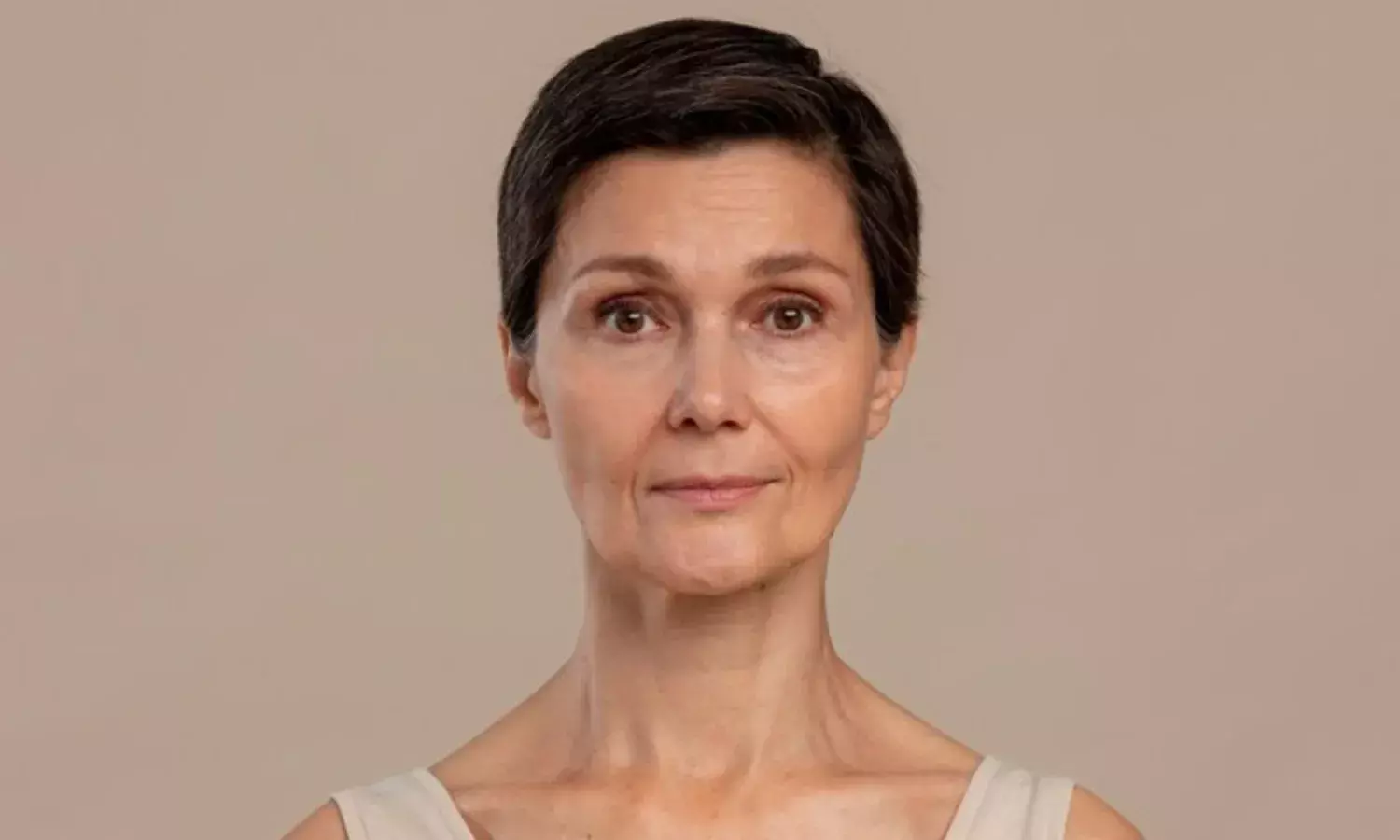 त्वचा पर हो रही झुर्रियों को खत्म करने के लिए अपनाए ये चीजें, मिलेगी राहत