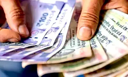 कर्मचारियों को एरियर की पहली किस्त का इंतजार, दो माह की किस्त एक साथ देने की उठी मांग... कर्मचारियों को एरियर की पहली किस्त का इंतजार, दो माह की किस्त एक साथ देने की उठी मांग...