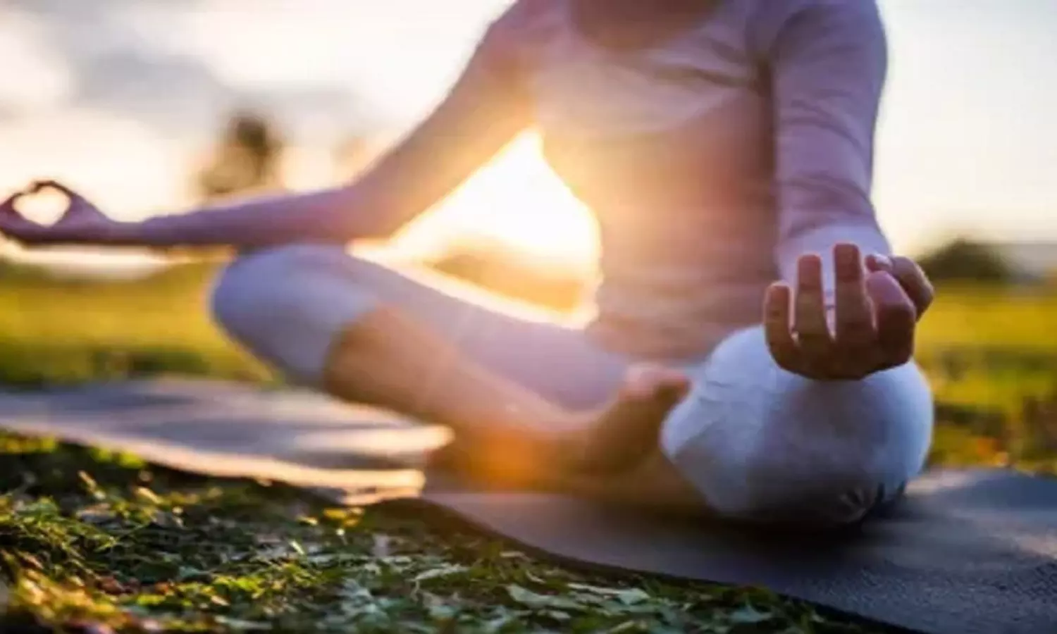 मानसिक तनाव से परेशान है तो शुरू कर देंगे प्राणायाम, शरीर भी रहेगा फिट मानसिक तनाव से परेशान है तो शुरू कर देंगे प्राणायाम, शरीर भी रहेगा फिट