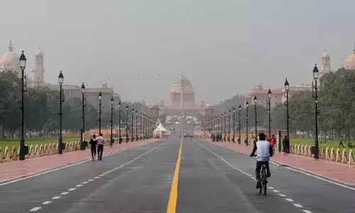 दिल्ली में ठंड और कोहरे के बीच खिली धूप, बारिश का भी अलर्ट, जानिए IMD का ताजा अपडेट