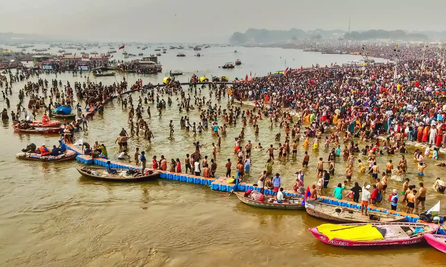 न पलक झुकेगी, न मन भरेगा, खुद में अद्भुत, अविस्मरणीय और अकल्पनीय है महाकुम्भ…