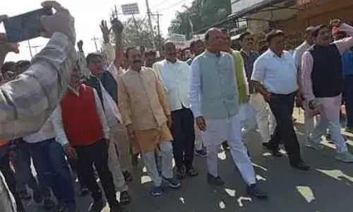 आदिवासियों की जमीन पर रिसोर्ट बनाने की तैयारी, भाजपा MLA रमाकांत भार्गव ने निकाली विरोध रैली