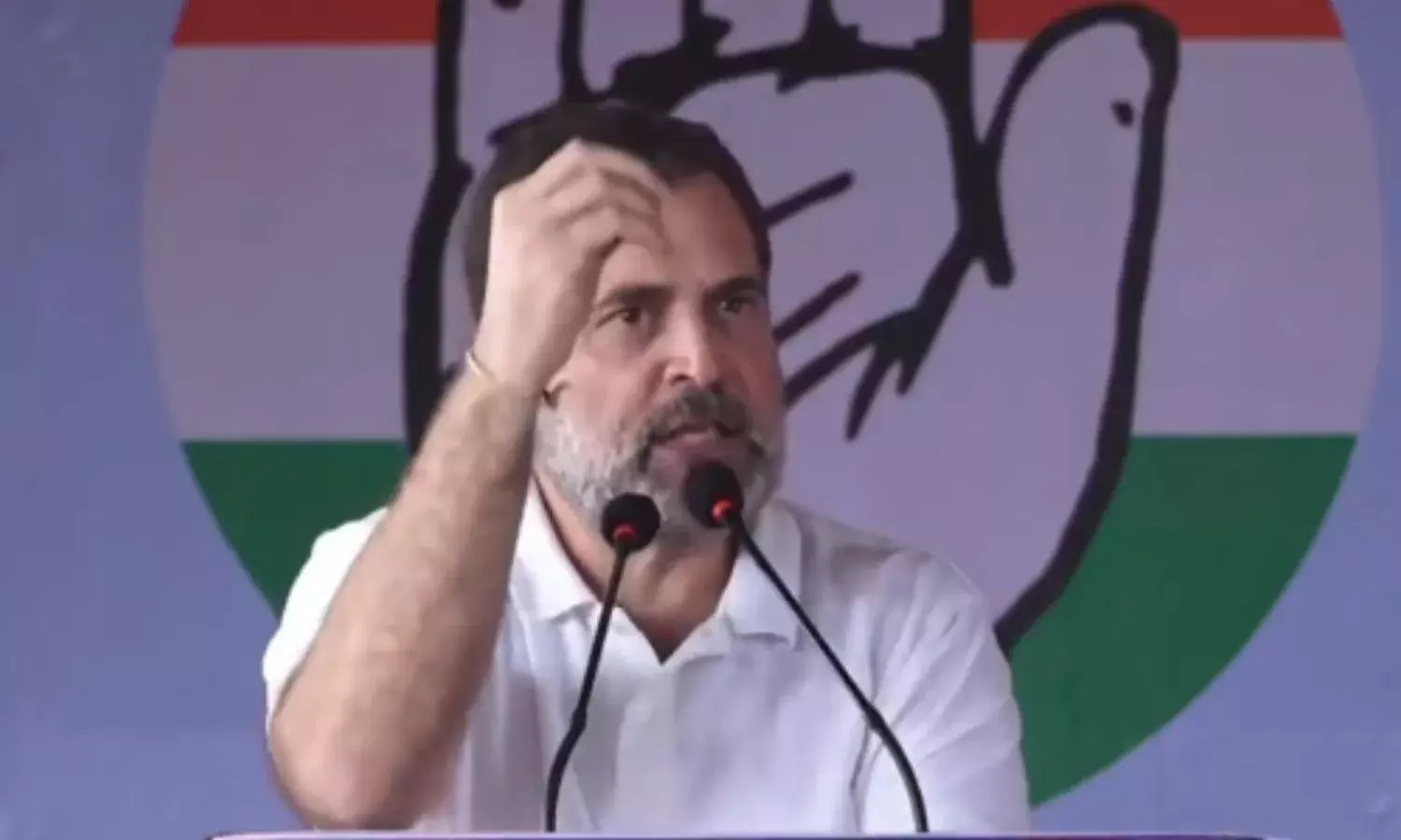 महू में राहुल गांधी ने खोला सरकार के खिलाफ मोर्चा, कहा - देश में युवाओं को नहीं मिल सकता रोजगार