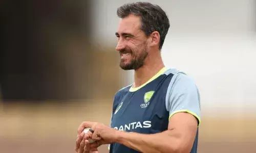 Mitchell Starc 700 Wickets