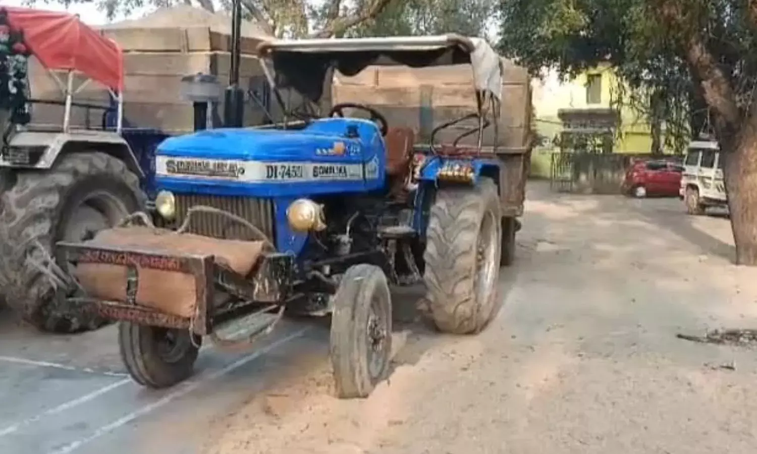 MP में रेत माफियाओं के हौसले बुलंद, कलेक्टर पर कर दिया हमला, जानिए पूरा मामला