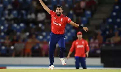 साकिब महमूद की घातक गेंदबाजी, 6 गेंदों में 3 भारतीय बल्लेबाजों को भेजा पवेलियन...