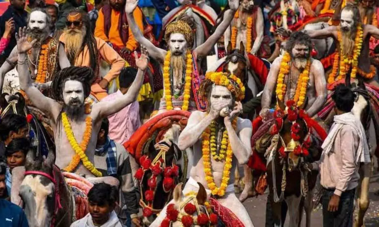 महाकुंभ में नागा साधुओं की पंच धुनि साधना का महत्‍व...