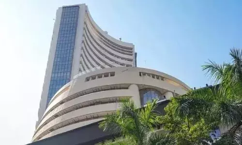 शेयर बाजार ने लगाई बड़ी छलांग, सेंसेक्स 78,000 के करीब तो निफ्टी में इतने अंकों की तेजी शेयर बाजार ने लगाई बड़ी छलांग, सेंसेक्स 78,000 के करीब तो निफ्टी में इतने अंकों की तेजी