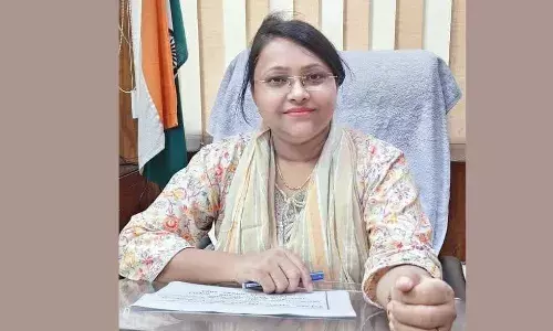 मथुरा की DPRO किरण चौधरी रिश्वत लेते ट्रैप, लखनऊ ACB की बड़ी करवाई