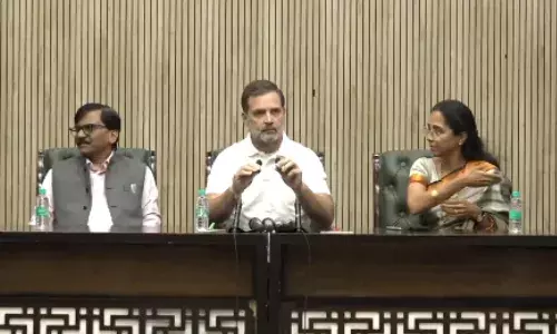 राहुल गांधी ने पूछा - वोटर्स कैसे बढ़े, संजय राउत बोले - चुनाव आयोग ज़िंदा है - तो जवाब दे