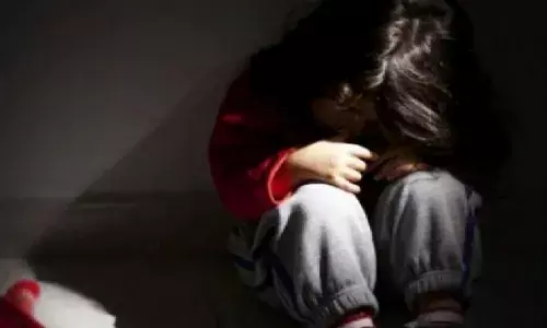 सात साल की मासूम से रेप के आरोपी को 3 बार मृत्युदंड, अदालत ने कहा - पीड़िता बच जाती तो उसका जीवन कष्टदायक हो जाता