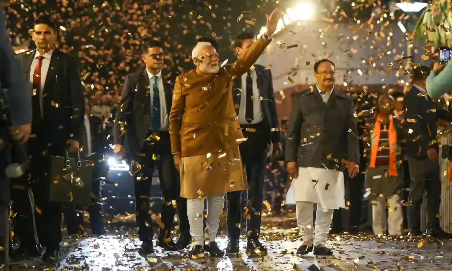 “दिल्‍ली ने दिल खोलकर हमें प्‍यार दिया, आपके इस प्‍यार को सवा गुना करके विकास के रूप में लौटाएंगे” - पीएम मोदी